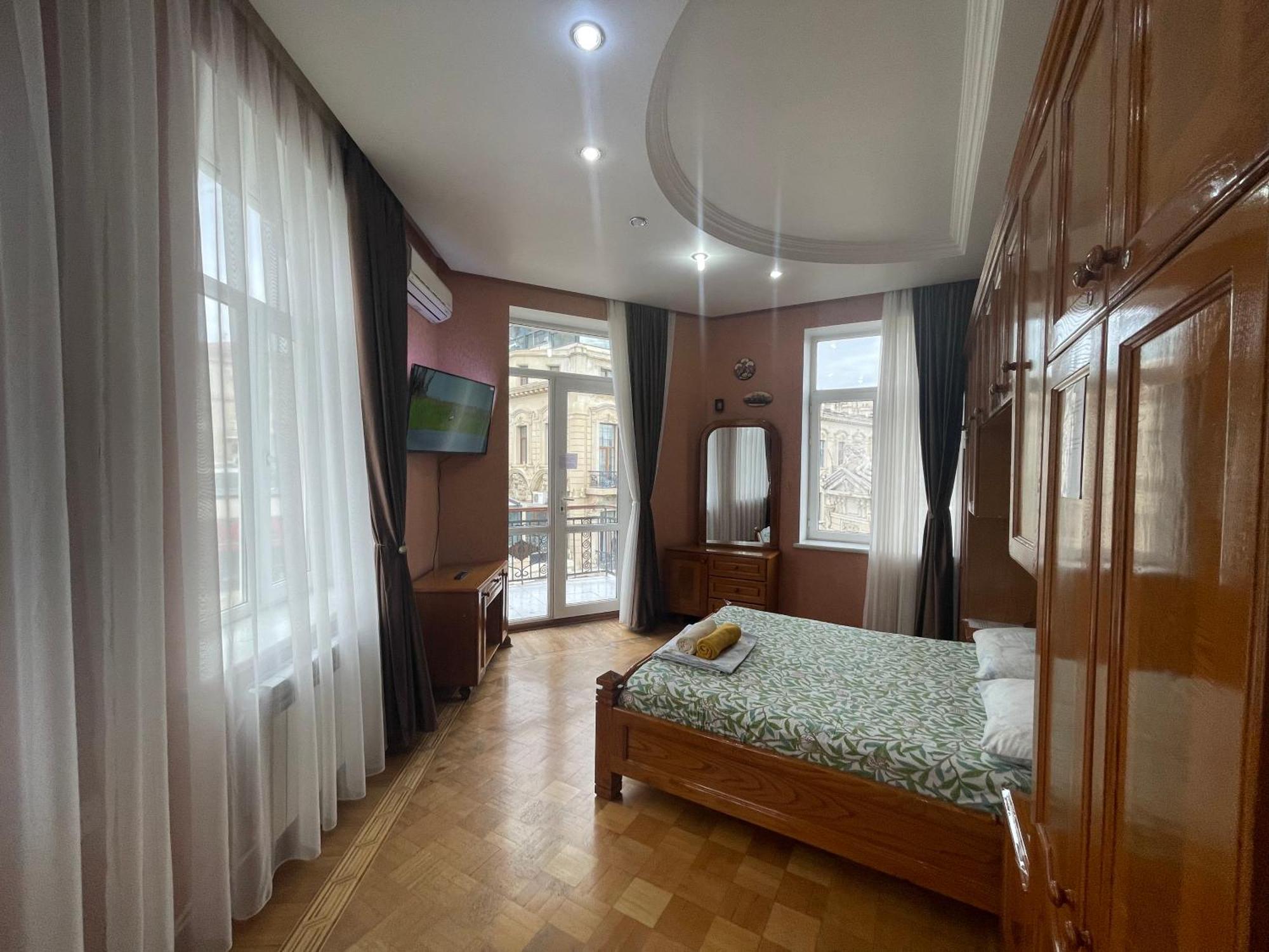 Fountain Square-Balconies In Old Town Apartment Baku Exterior photo